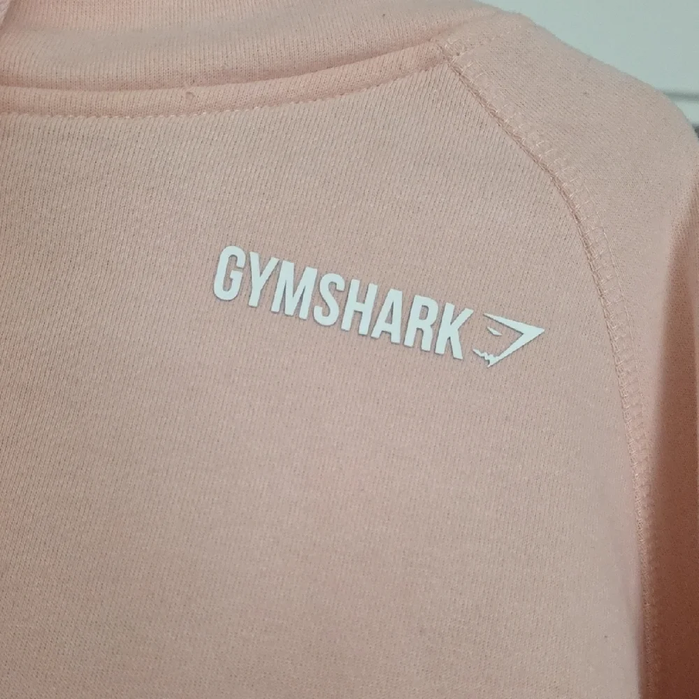 Gymshark Peach Cropped Hoodie - Picture 2 of 8